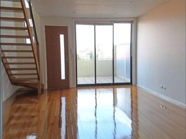 Townhouse for rent in Camerons Creek, Victoria