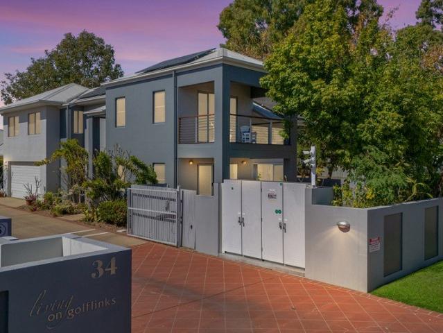 Townhouse for sale in Kirwan, Queensland