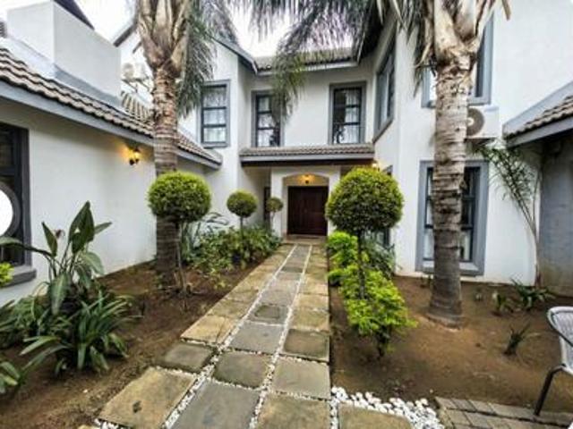 House for sale in Waterkloof, Gauteng