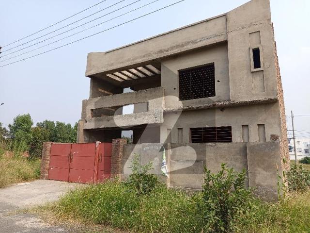 House for sale in Faisalabad, Islamabad Capital Territory
