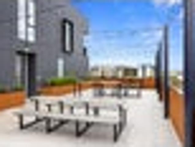 Apartment for sale in Heathcote, Canterbury