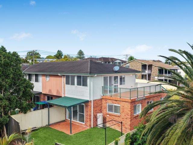 Townhouse for sale in Long Jetty, New South Wales