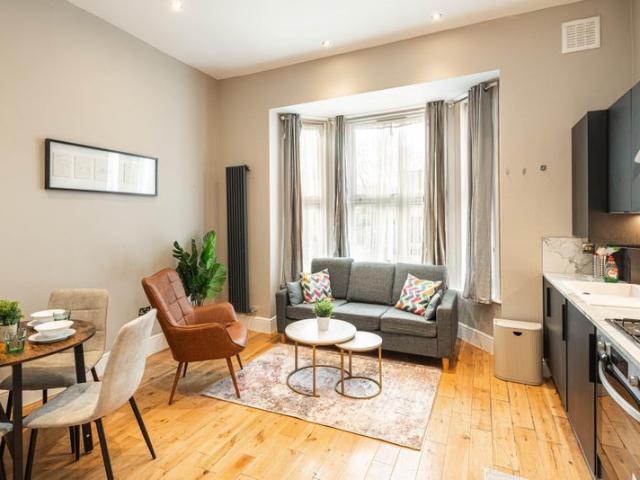 Apartment for rent in London Borough of Croydon, Selhurst