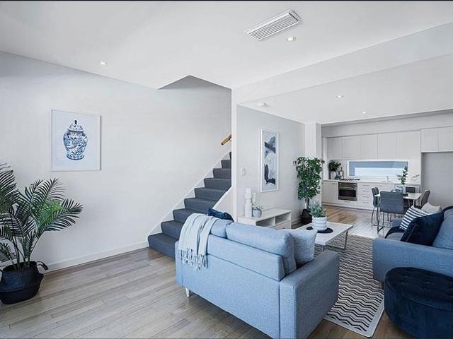 Townhouse for rent in Adelaide
