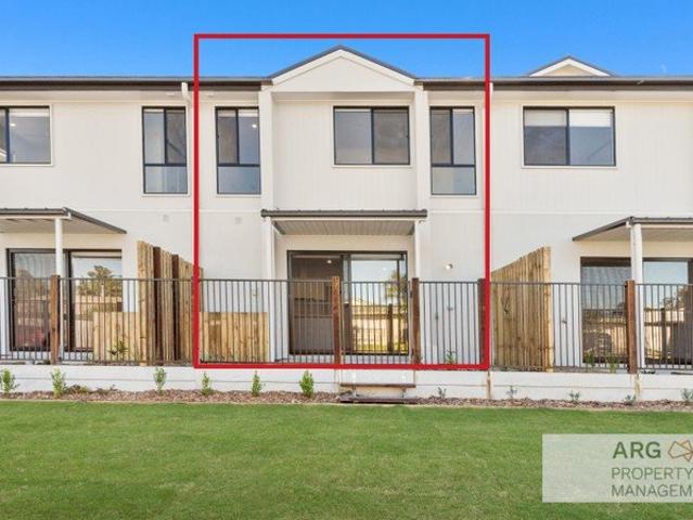 Townhouse for rent in Toombul, Queensland