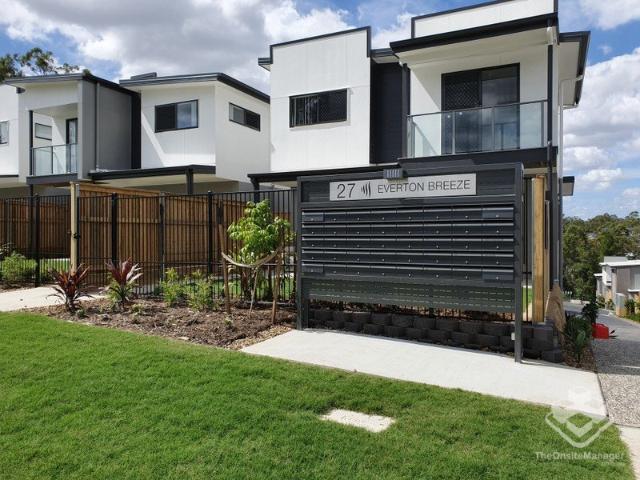 Townhouse for rent in Toombul, Queensland