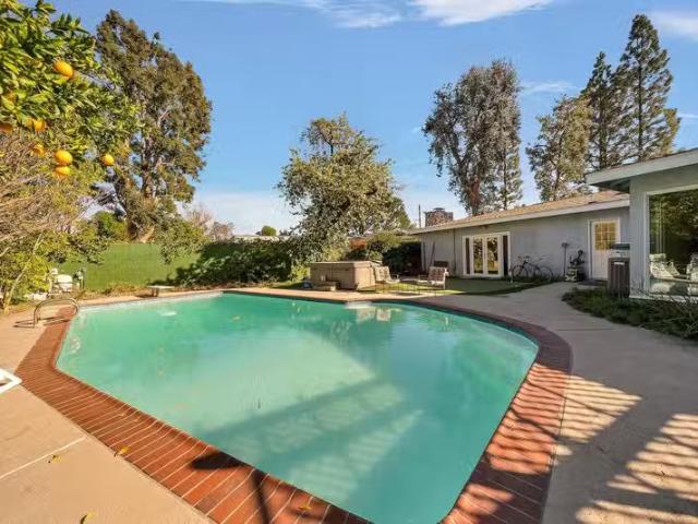 House for rent in Van Nuys