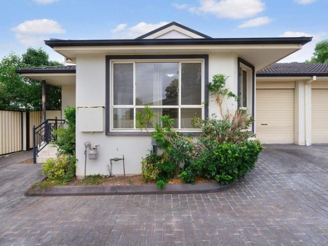 Villa for rent in Wentworthville, Sydney