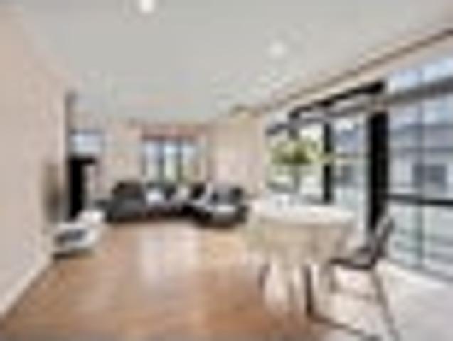 House for sale in Paremoremo, Oroua County