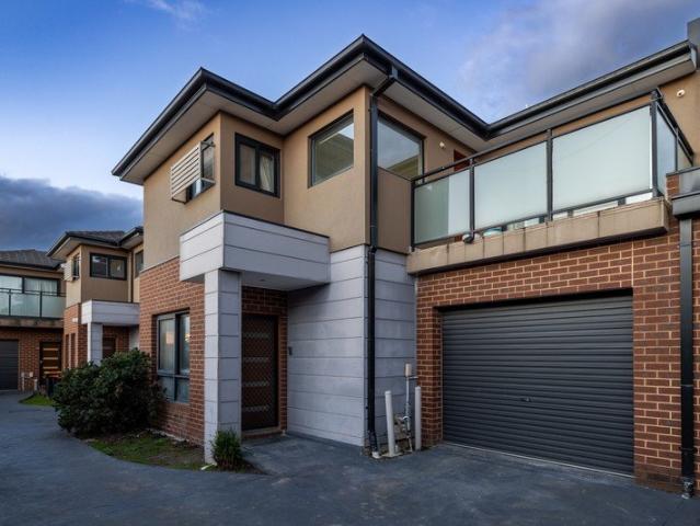 Townhouse for rent in Camerons Creek, Victoria
