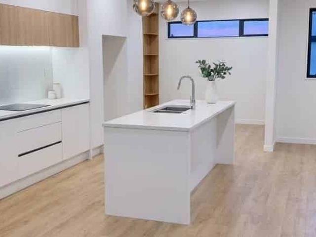 Townhouse for rent in Glen Innes, Oroua County