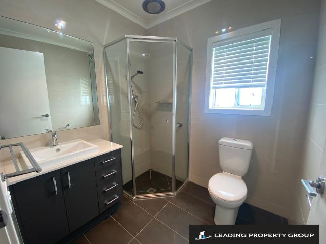 Townhouse for sale in Lavington, New South Wales