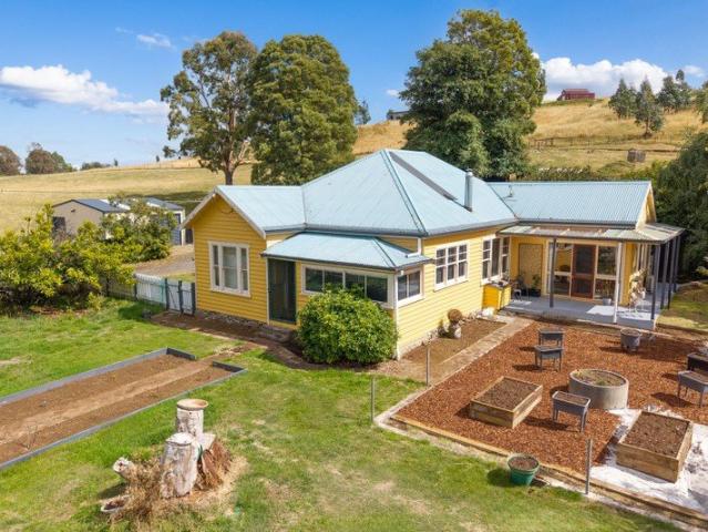 Cottage for sale in Promised Land, Kentish