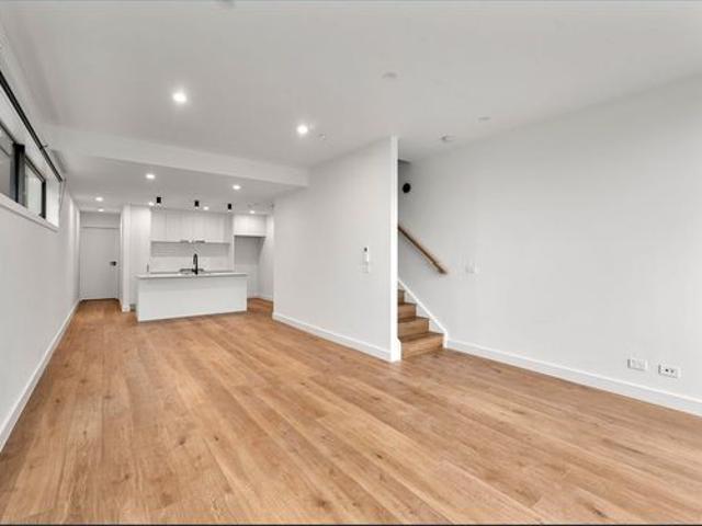 Townhouse for rent in Camerons Creek, Victoria