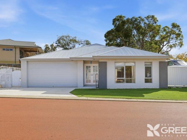 House for sale in Parklands, Western Australia