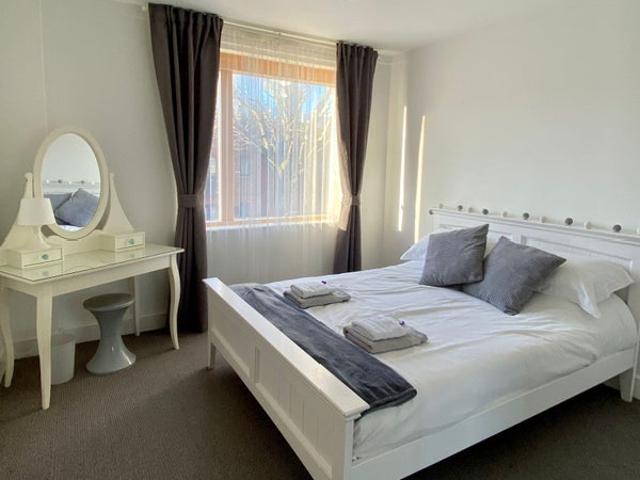 Apartment for rent in Isle Of Dogs, Isle Of Man