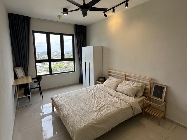 Room for rent in Petaling, Alam Impian