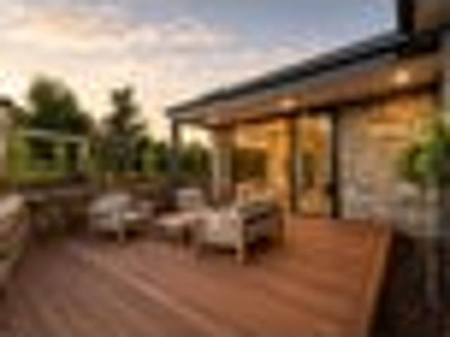 House for sale in Otakou