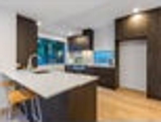 House for sale in Oratia, Oroua County