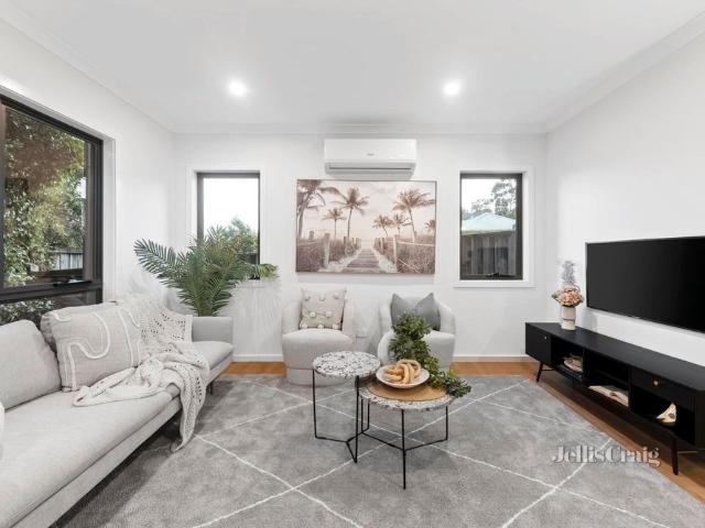 Townhouse for rent in Sherlocks Hill Estate, Melbourne