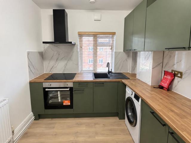 Apartment for rent in Mill Hill, Greater London