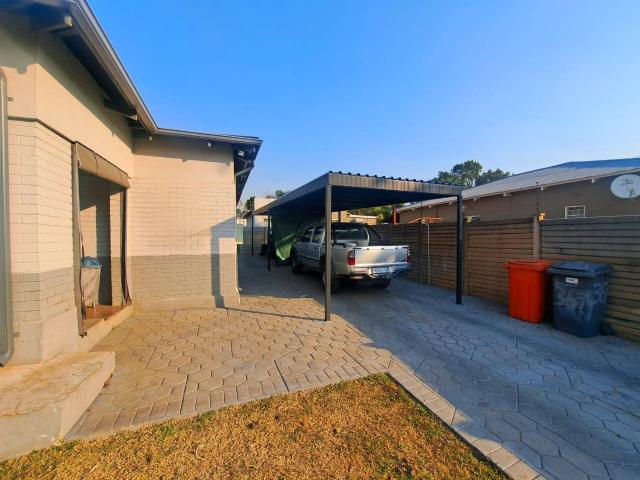 House for sale in Waterkloof, Gauteng