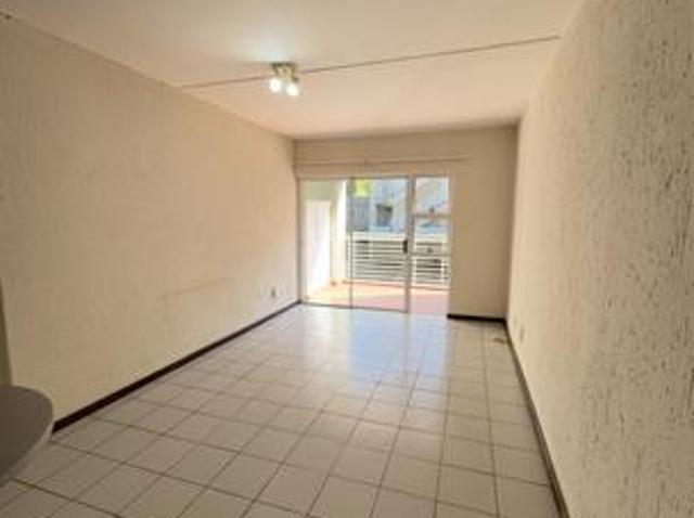 Apartment for sale in Vosloorus, Gauteng
