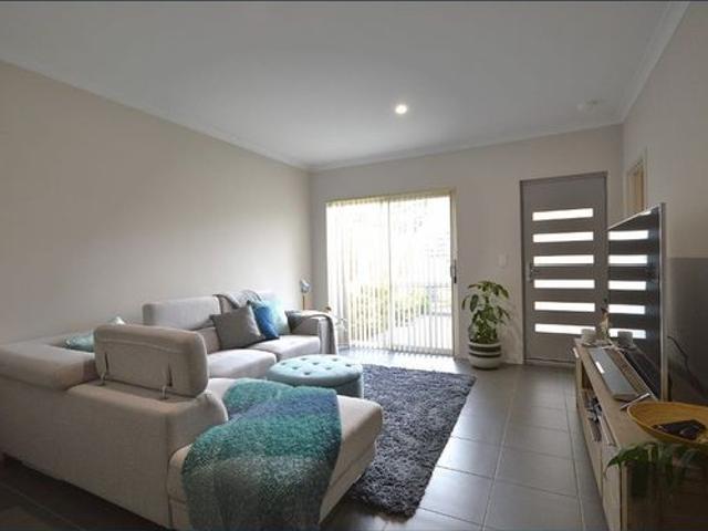 Apartment for rent in Maylands, Western Australia