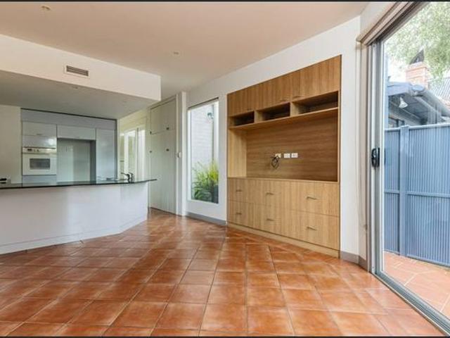 House for rent in Clifton Hill, Melbourne