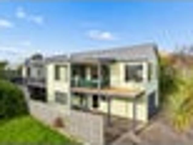 House for sale in Otakou