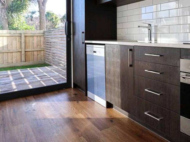 Townhouse for rent in Otakou