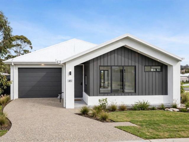 House for sale in Katalia, Melbourne