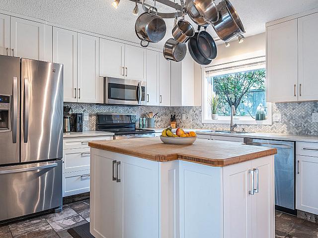 Condo for sale in Wedgewood, Alberta