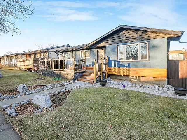 House for sale in Wedgewood, Alberta