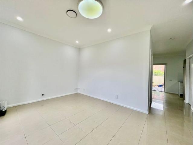 Townhouse for rent in Sydney, New South Wales