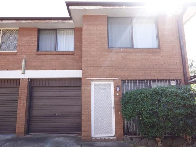 Townhouse for rent in Sydney, New South Wales