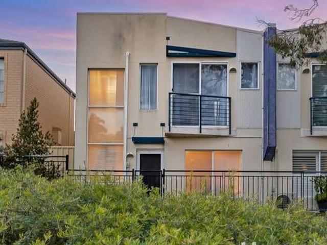 House for rent in Cockburn, Western Australia