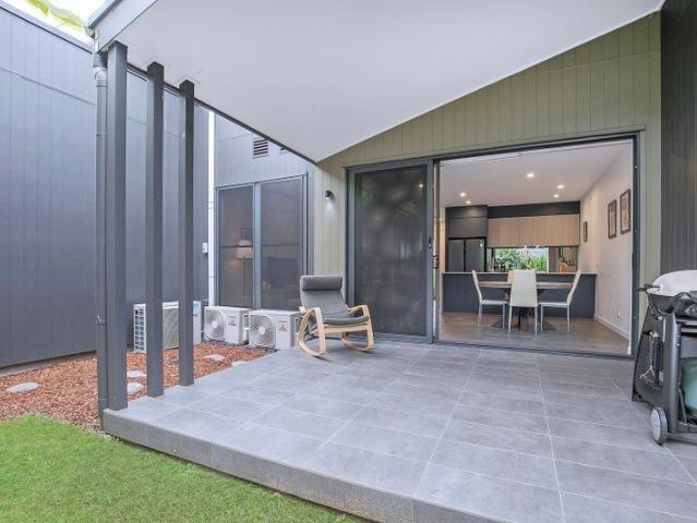 Townhouse for sale in Toombul, Queensland