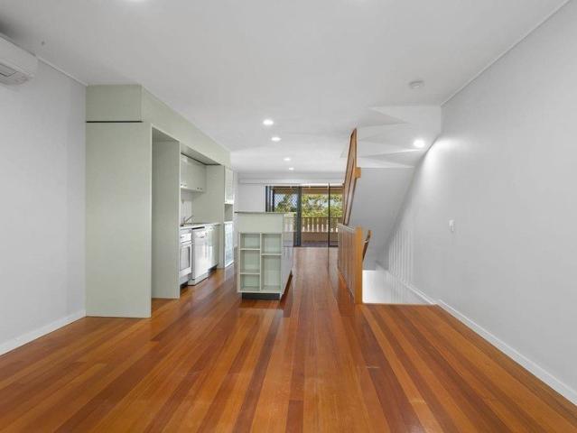 Apartment for rent in Highgate Hill, Greater Brisbane