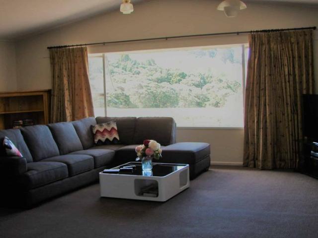 House for rent in Awhitu, Oroua County