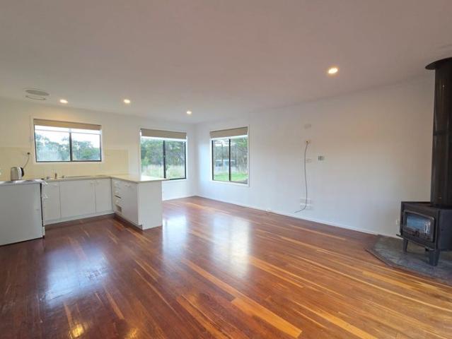 House for rent in Hordern Vale, Victoria