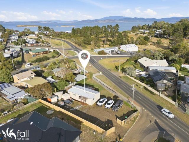 House for sale in Dodges Ferry, Tasmania