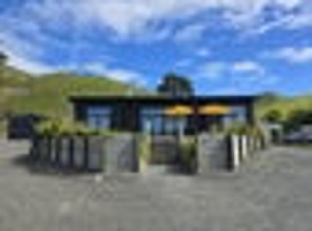 House for sale in Aramoana
