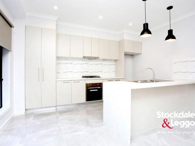 Townhouse for rent in Camerons Creek, Victoria