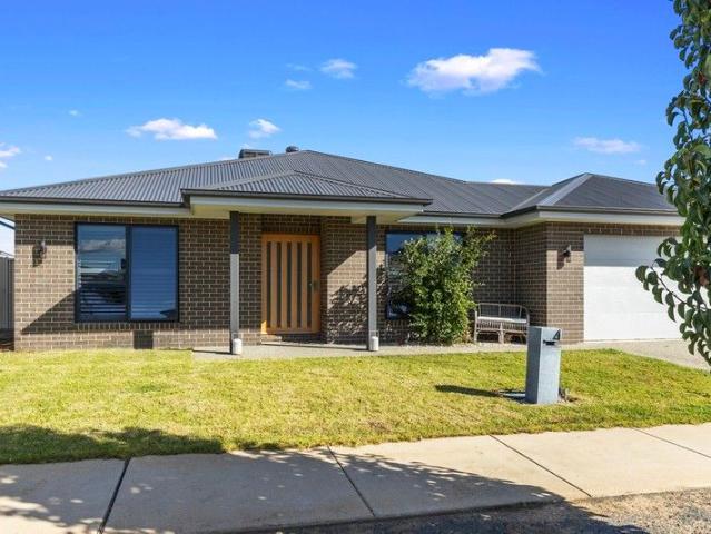 House for sale in Yarrawonga, Victoria