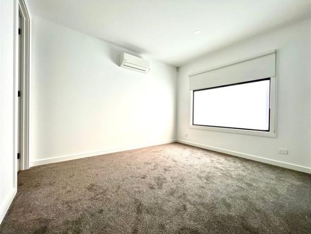 Townhouse for rent in Camerons Creek, Victoria