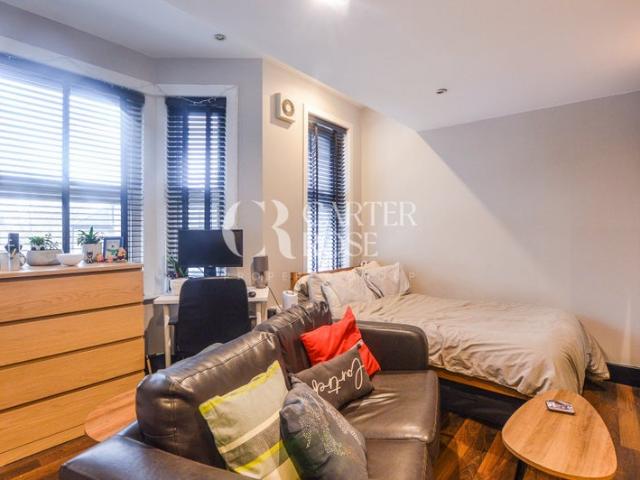 Studio for rent in Furzedown, Greater London