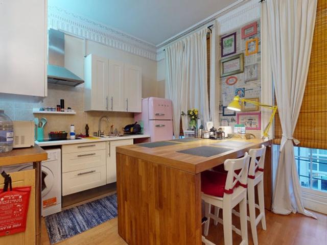 Studio for rent in Westminster, Victoria