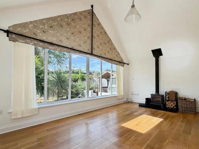 House for rent in Easton-in-gordano, North Somerset