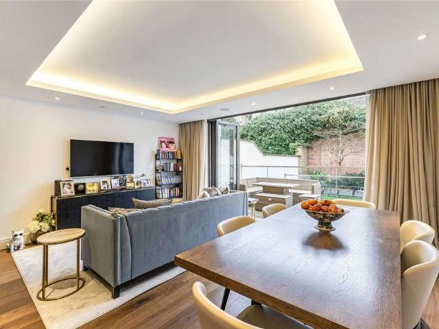Apartment for rent in Fulham, Greater London